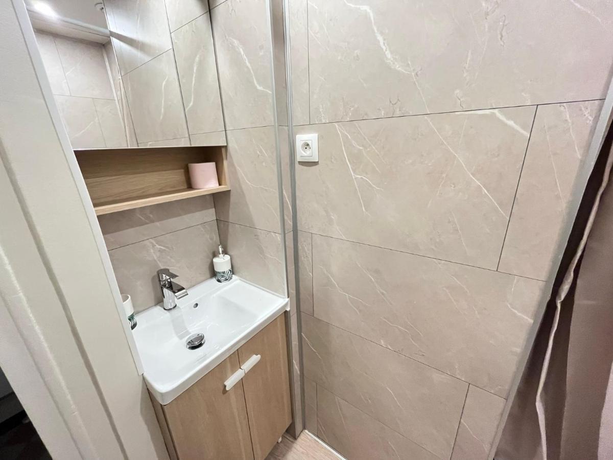 Apartamento Le Vicomte Melun Exterior foto