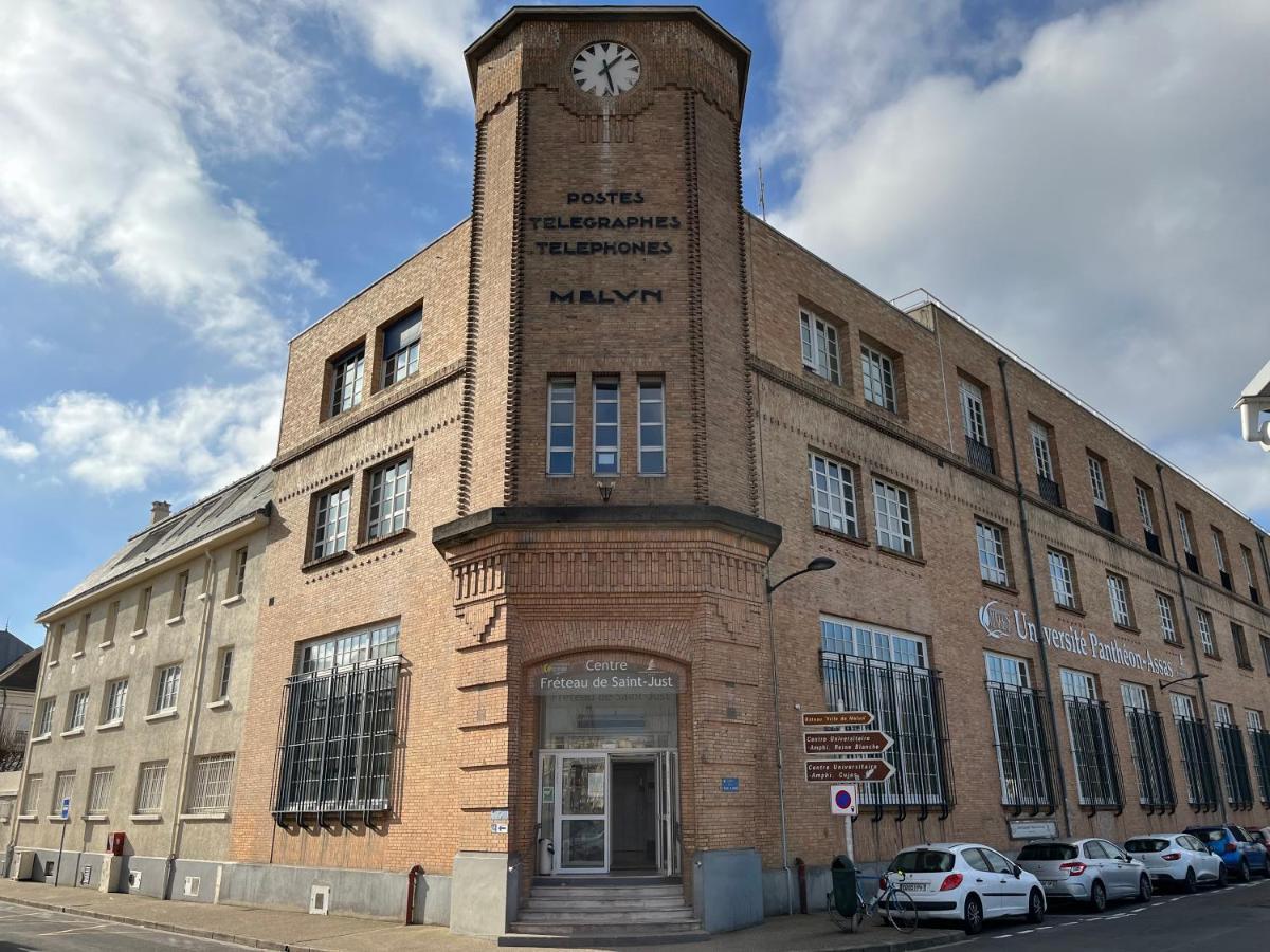 Apartamento Le Vicomte Melun Exterior foto