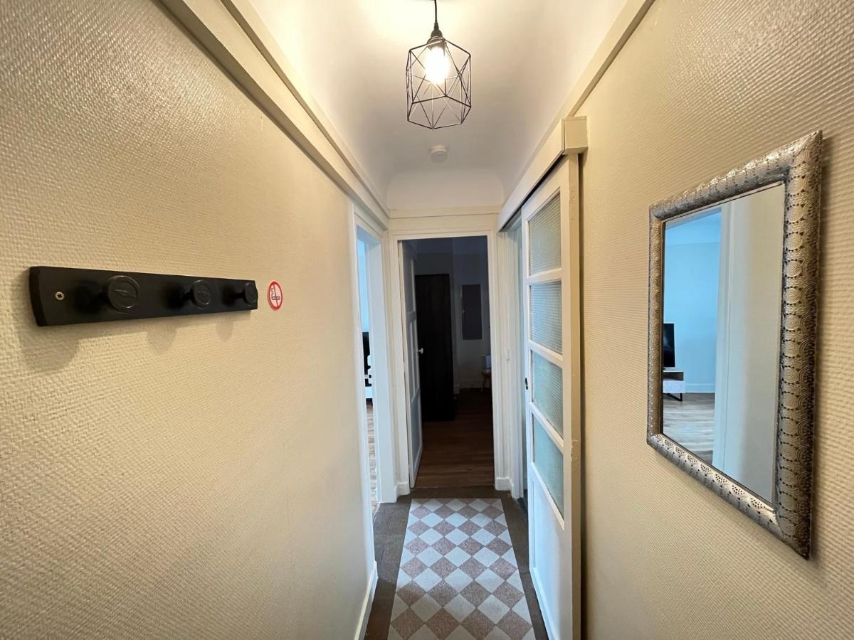 Apartamento Le Vicomte Melun Exterior foto